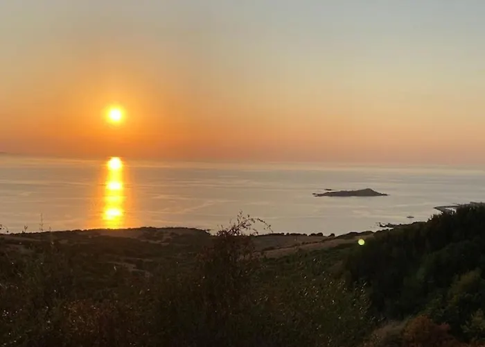 In Sardinia Minutes From Beaches * Isola Rossa (Sassari)