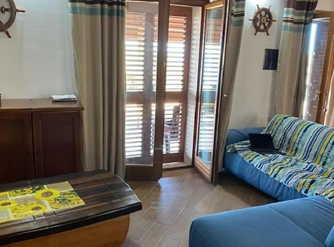 Villa In Sardinia Minutes From Beaches Isola Rossa (Sassari)